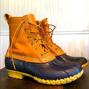 L.L. Bean women’s waterproof lace up duck boots 7M